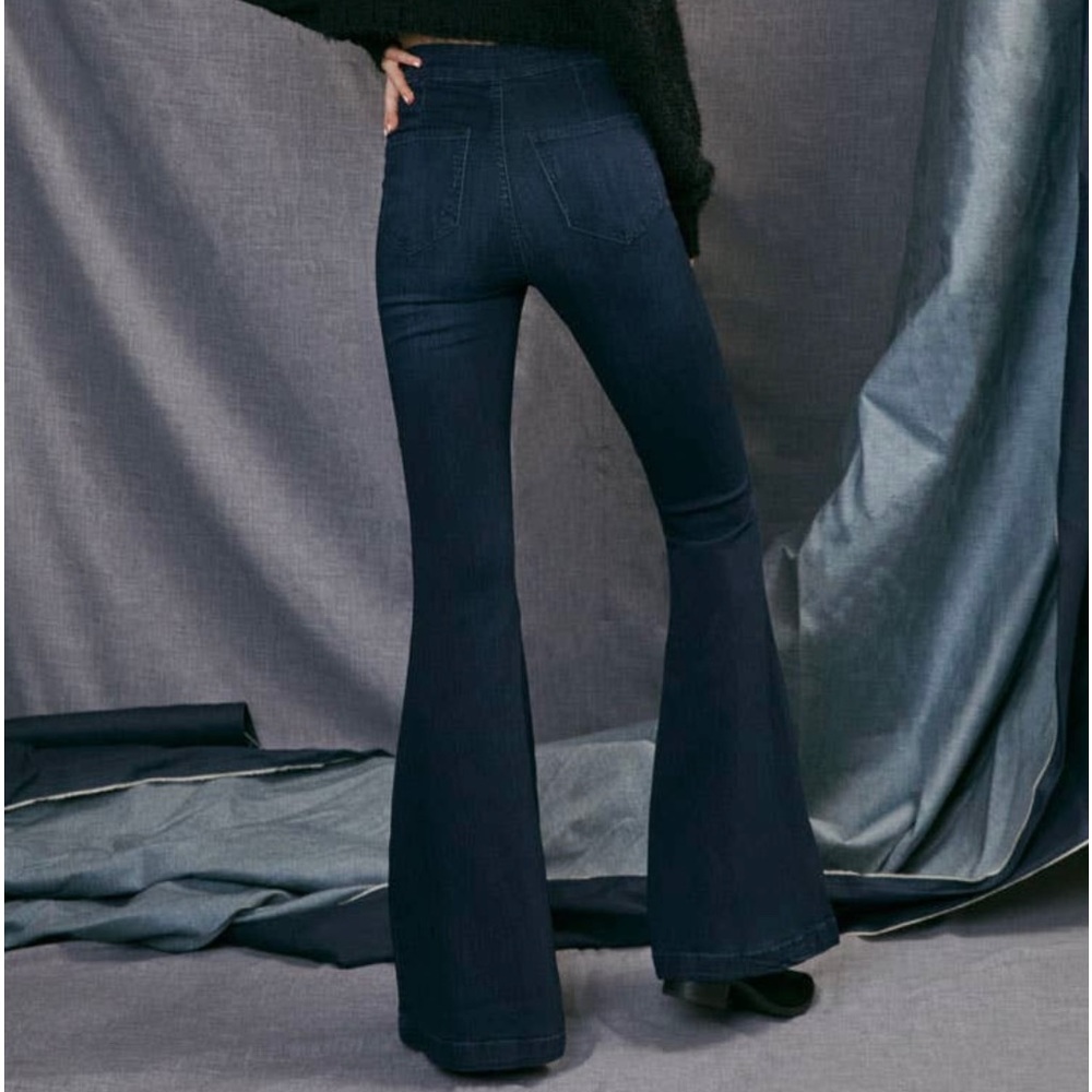 Kan Can Super Flare Jeans